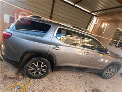 جي ام سي اكاديا